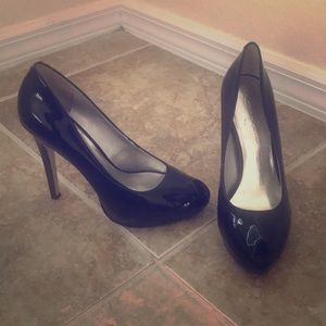 Jessica Simpson Black Heels